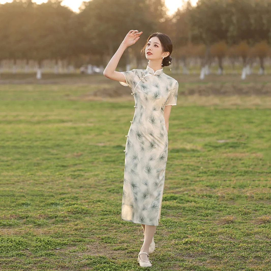 Chinese Fashion Traditional Qipao Female Slim Young Dress Vintage Printing Women National Style Long Cheongsam
Chinese Fashion Traditional Qipao Female Slim Young Dress Vintage Printing Women National Style Long Cheongsam