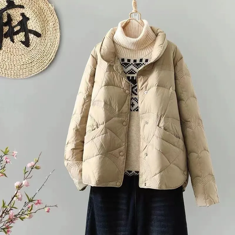 Oversize Down Coat 2023 Autumn Winter Warm Light White Duck Down Jacket Women Female Single Breasted Short Puffer Parkas Outwear
Oversize Down Coat 2023 Autumn Winter Warm Light White Duck Down Jacket Women Female Single Breasted Short Puffer Parkas Outwear