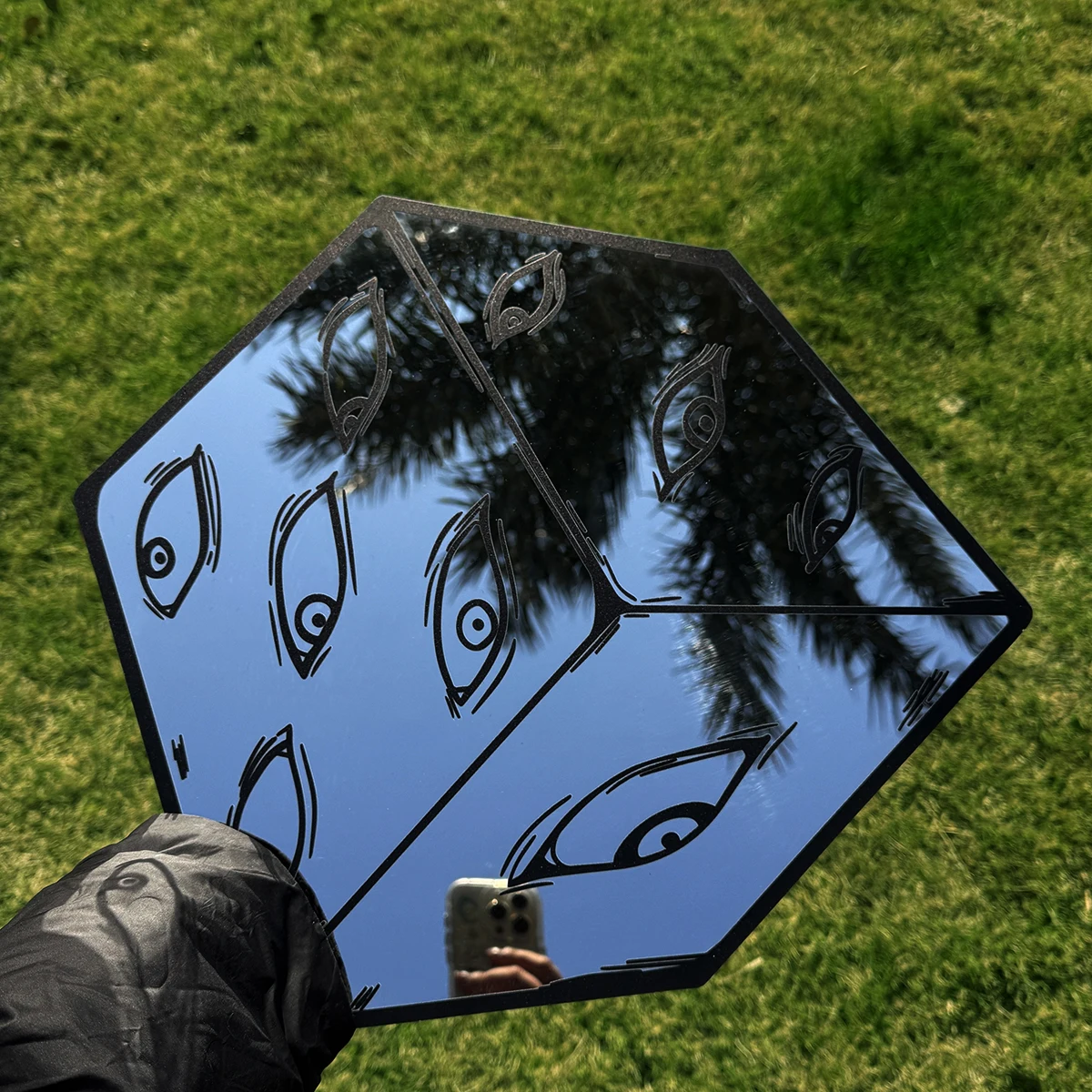 Jujutsu Kaisen Irregular Shape Anime Mirror Wall Home Room Decor Stylish Piece for Anime Lovers
Jujutsu Kaisen Irregular Shape Anime Mirror Wall Home Room Decor Stylish Piece for Anime Lovers