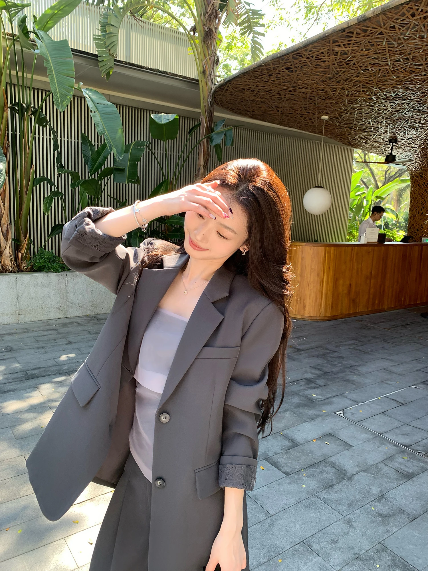 Женский костюм Pusumede Bla с кружевными вставками, свободный крой, элегантный французский стиль Old Money, модный топ с длинными рукавами
Женский костюм Pusumede Bla с кружевными вставками, свободный крой, элегантный французский стиль Old Money, модный топ с длинными рукавами