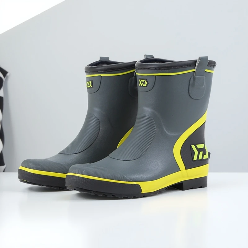 Men's Color Block Rain Boots Mid-Calf Flat Bottom Waterproof Non-Slip Autumn Winter Fleece Lined Rubber Boat Fishing Deck Shoes
Men's Color Block Rain Boots Mid-Calf Flat Bottom Waterproof Non-Slip Autumn Winter Fleece Lined Rubber Boat Fishing Deck Shoes