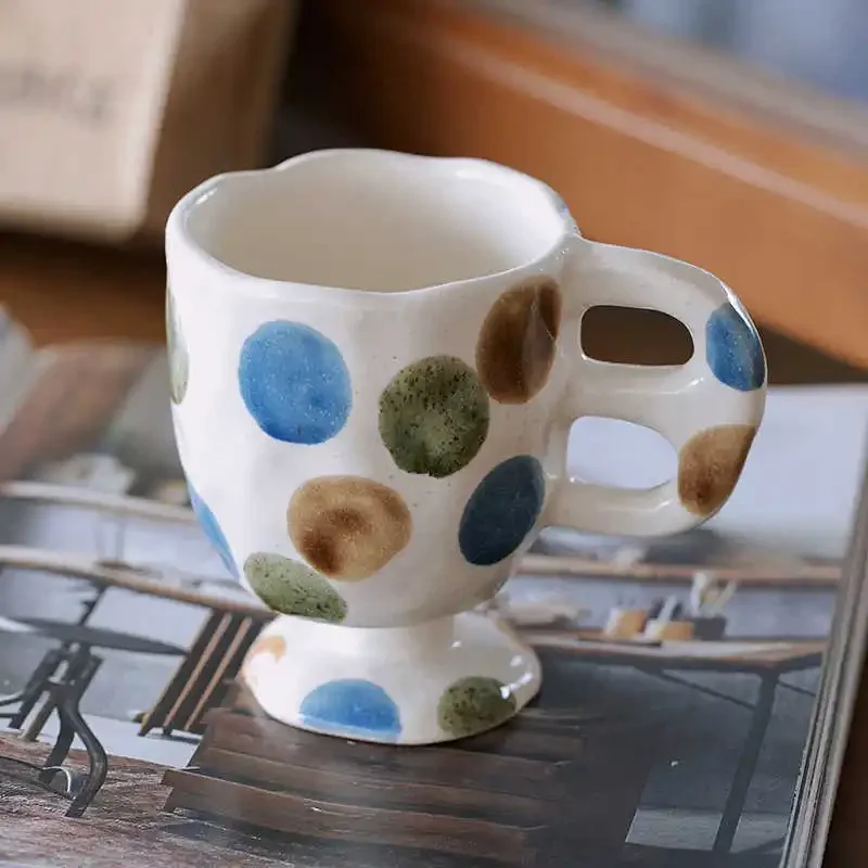 Симпатичные керамические кружки в японском стиле, повседневная бытовая чашка для завтрака, молока, простая высококачественная чашка для ретро-ресторана, кофе, латте
Симпатичные керамические кружки в японском стиле, повседневная бытовая чашка для завтрака, молока, простая высококачественная чашка для ретро-ресторана, кофе, латте