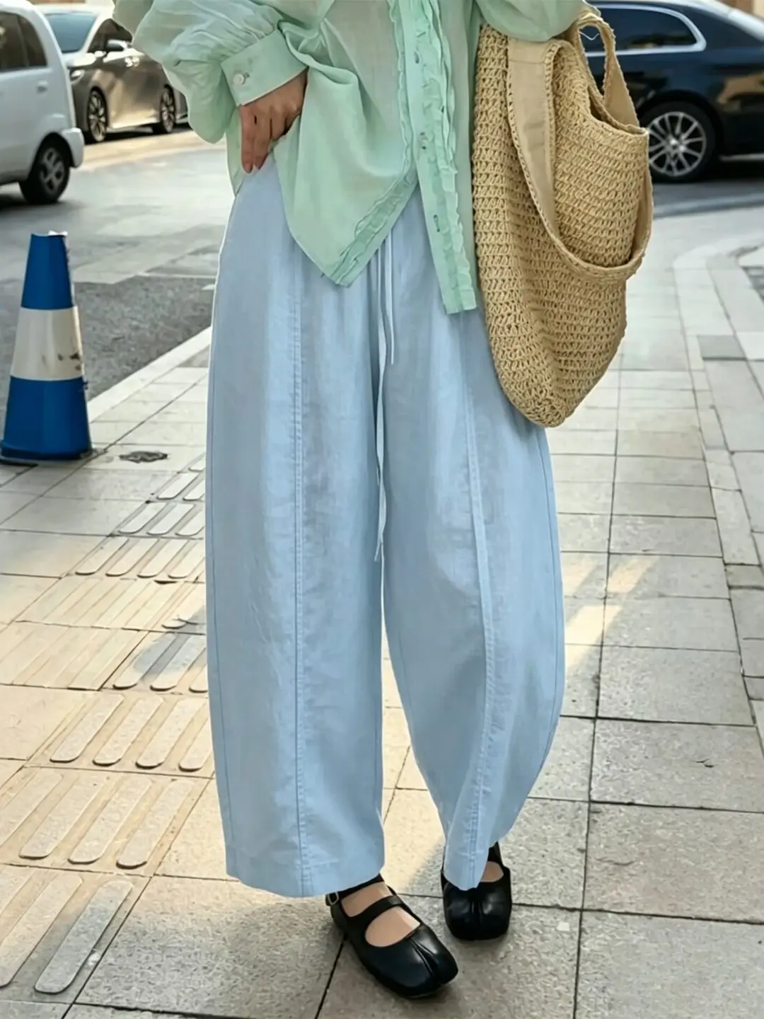 plus Size Wide Leg Pants Women's Summer Thin Style Slimming Artistic Simple High-End Feeling Balloon Pants Casual High Waist
plus Size Wide Leg Pants Women's Summer Thin Style Slimming Artistic Simple High-End Feeling Balloon Pants Casual High Waist