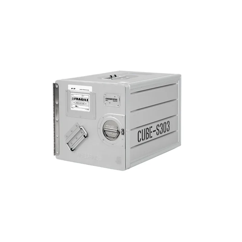 The storage cabinet is an industrial style storage box, which can be moved at the entrance entrance.
The storage cabinet is an industrial style storage box, which can be moved at the entrance entrance.