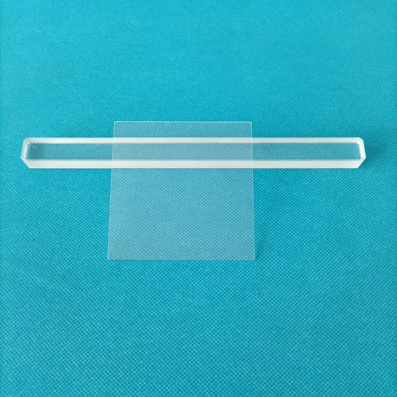 80*80*1.1mm Fused Silica Glass Optical Lens JGS2 High Transmittance To Protect The Observation Window
80*80*1.1mm Fused Silica Glass Optical Lens JGS2 High Transmittance To Protect The Observation Window