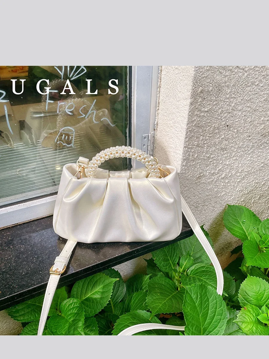 UGALS Retro Fairy Lady Pearl Shiny Matte Pleated Dumpling Cloud Banquet Handbag Shoulder Crossbody Bag for Young Women
UGALS Retro Fairy Lady Pearl Shiny Matte Pleated Dumpling Cloud Banquet Handbag Shoulder Crossbody Bag for Young Women