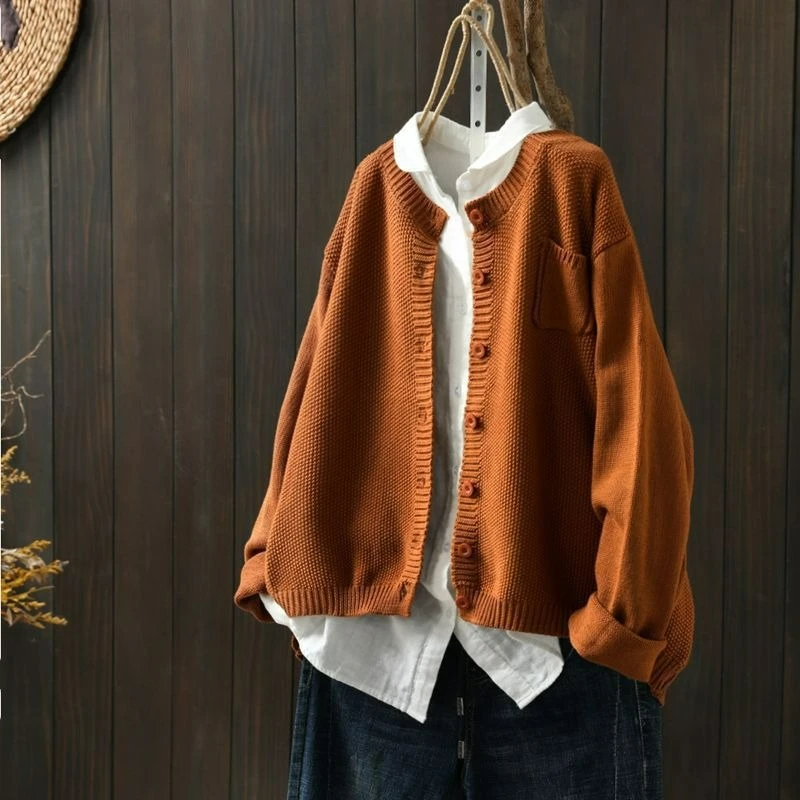 2026 Spring Autumn Knitted Cardigan Jacket for Women Retro Artistic Loose Casual and Versatile Long-sleeved Sweater Korean Style
2026 Spring Autumn Knitted Cardigan Jacket for Women Retro Artistic Loose Casual and Versatile Long-sleeved Sweater Korean Style