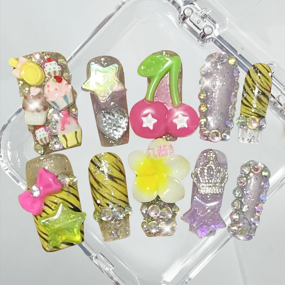 Spice Girl Y2K Pure Handmade Fake Nails Glittering Rhinestone Decoration Cartoon Reusable Artifical Full Cover Nail Tips
Spice Girl Y2K Pure Handmade Fake Nails Glittering Rhinestone Decoration Cartoon Reusable Artifical Full Cover Nail Tips