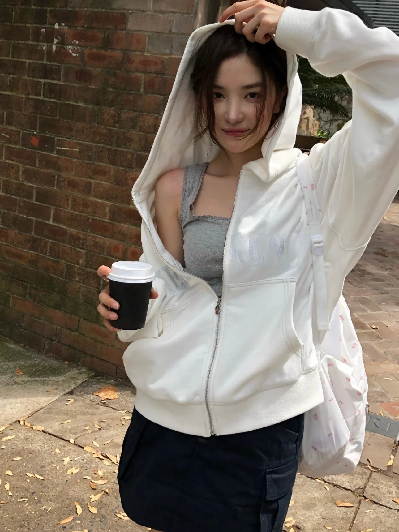Smoid Pure Color Letter Embroidery Zipper Hoodie Loose Fit Sweatshirt Comfortable Cotton Long Sleeve Commute Style Jacket
Smoid Pure Color Letter Embroidery Zipper Hoodie Loose Fit Sweatshirt Comfortable Cotton Long Sleeve Commute Style Jacket