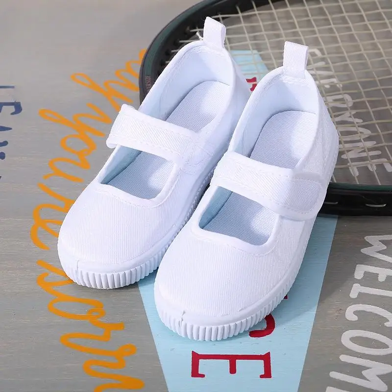 White Canvas Shoes for Boys And Girls Children Students Kindergarten School Lacing Magic Tape Campus Activities Children's Day
White Canvas Shoes for Boys And Girls Children Students Kindergarten School Lacing Magic Tape Campus Activities Children's Day