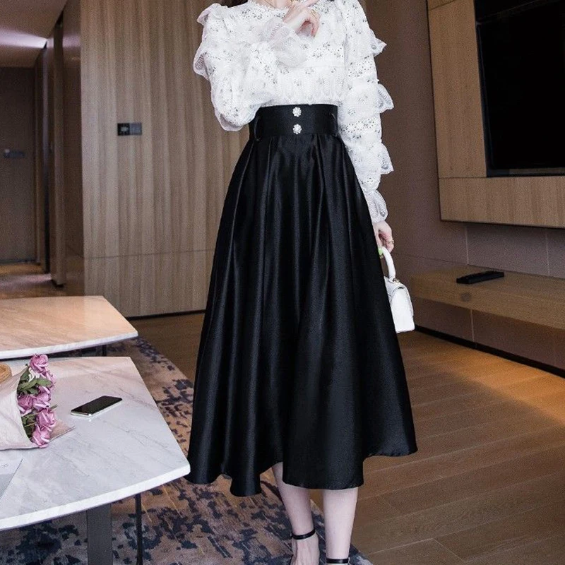 Big Swing High Waitsed Black Skirts Women Fashion Pleated Satin Midi Skirt Woman Pearls Button Long Party Skirts Ladies
Big Swing High Waitsed Black Skirts Women Fashion Pleated Satin Midi Skirt Woman Pearls Button Long Party Skirts Ladies