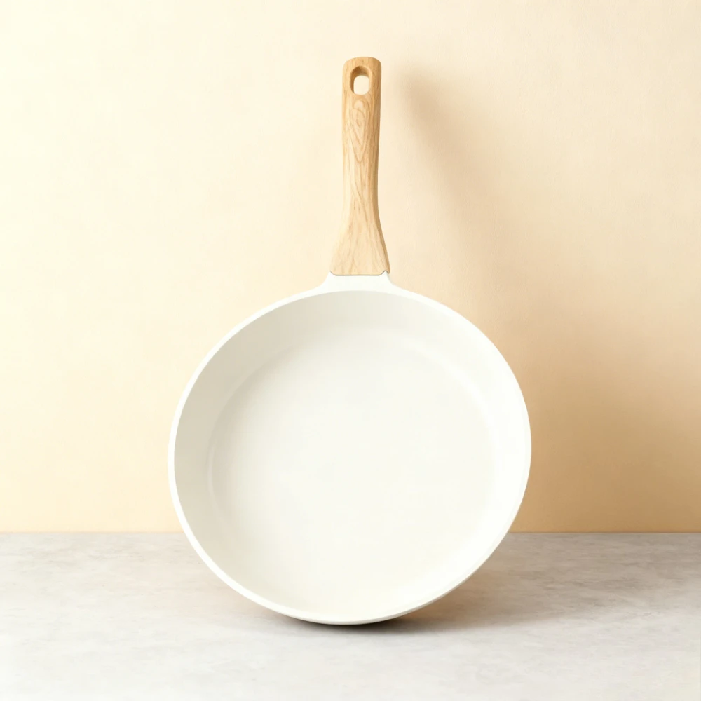 Сковорода с антипригарным покрытием, сковорода для омлета с термостойкой ручкой, совместимая со всеми плитами, бытовая кухонная посуда без PFOA
Сковорода с антипригарным покрытием, сковорода для омлета с термостойкой ручкой, совместимая со всеми плитами, бытовая кухонная посуда без PFOA