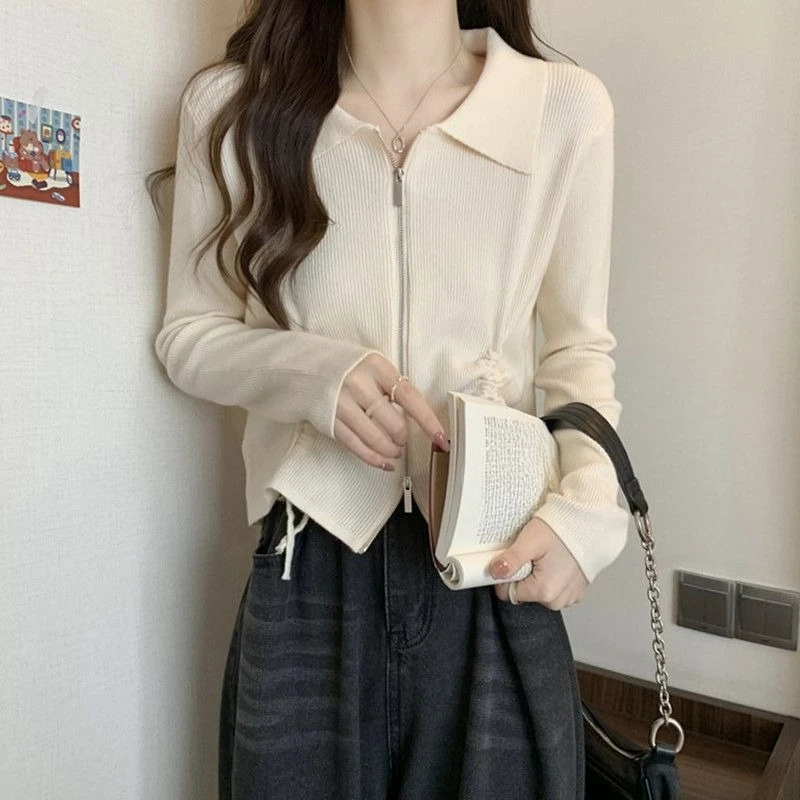 Однотонный трикотажный топ с эффектом утяжки живота, женская нижняя рубашка с длинным рукавом, регулируемая зауженная модель на шнурке
Однотонный трикотажный топ с эффектом утяжки живота, женская нижняя рубашка с длинным рукавом, регулируемая зауженная модель на шнурке