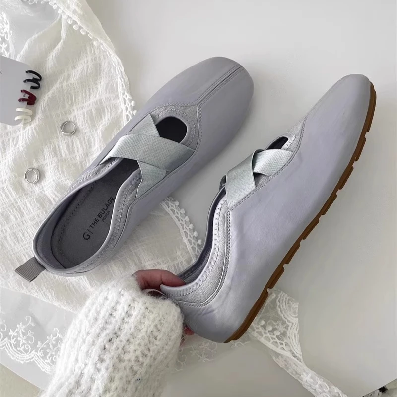 Women Loafers Sport Shoes Flats Sneakers Casual Sandals 2025 Summer New Fashion Running Shoes Retro Ballet Walking Mujer Zapatos
Women Loafers Sport Shoes Flats Sneakers Casual Sandals 2025 Summer New Fashion Running Shoes Retro Ballet Walking Mujer Zapatos
