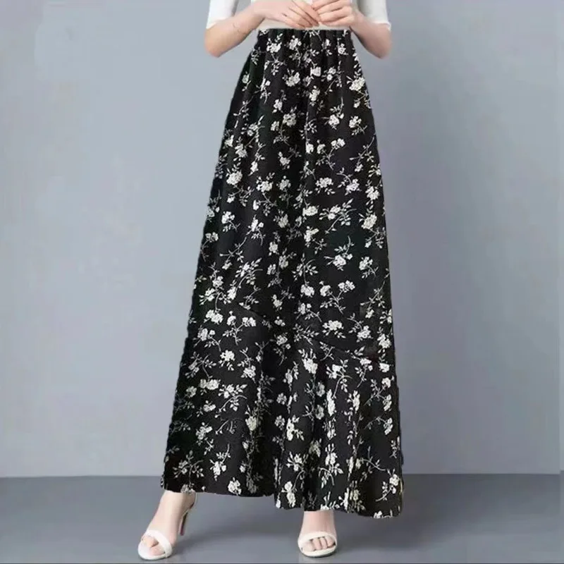 2026 Summer New Arrival Women's Floral Print Ice Silk Wide Leg Culottes Loose Fit Casual Versatile Unique Style
2026 Summer New Arrival Women's Floral Print Ice Silk Wide Leg Culottes Loose Fit Casual Versatile Unique Style