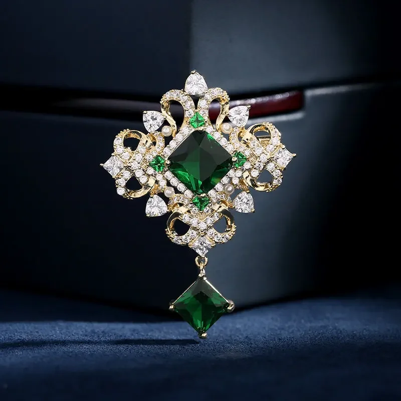 2025Elegant and refined Hanfu, cheongsam, evening dress, accessories, fixed clothes, corsages, retro emerald brooches
2025Elegant and refined Hanfu, cheongsam, evening dress, accessories, fixed clothes, corsages, retro emerald brooches