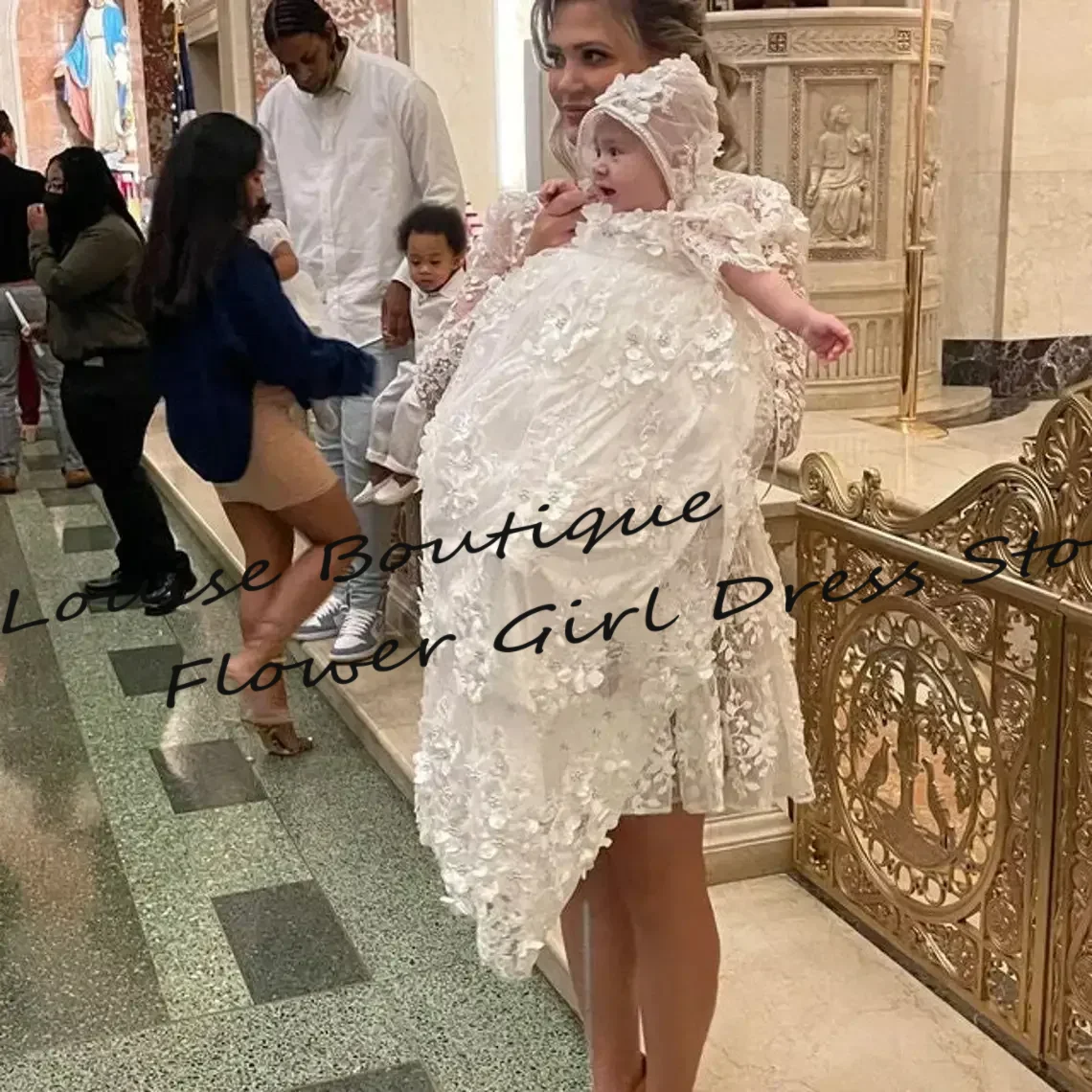 Lovely Appliques A-Line Long Baptism Dresses Baby Girls Robe Lace Christening Gown With Bonnet Off White Ivory Customized
Lovely Appliques A-Line Long Baptism Dresses Baby Girls Robe Lace Christening Gown With Bonnet Off White Ivory Customized