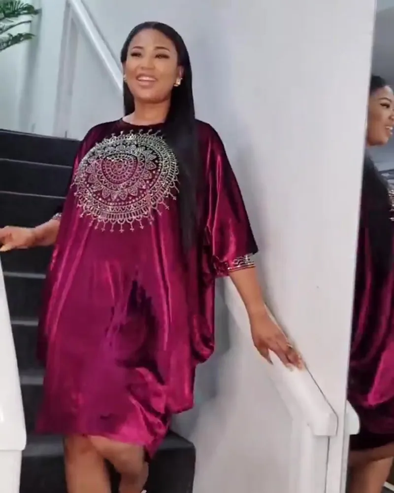 Polyester African Dresses for Women Summer African Women Short Sleeve Solid Color Knee-length Dress African Clothes Women
Polyester African Dresses for Women Summer African Women Short Sleeve Solid Color Knee-length Dress African Clothes Women
