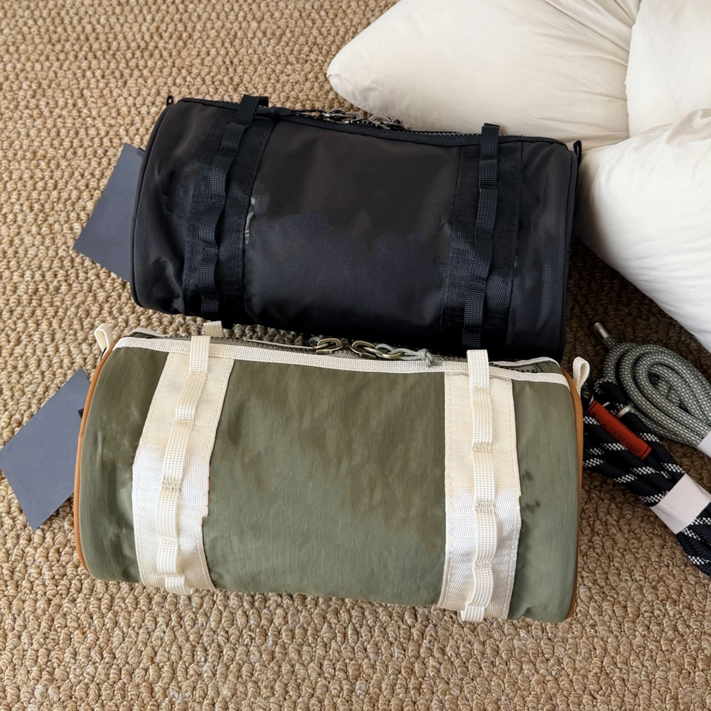 Outdoor Casual Loose Feeling Cylinder Bag Large Capacity Unisex Single Shoulder Slant Crossbody with Shoulder Strap
Outdoor Casual Loose Feeling Cylinder Bag Large Capacity Unisex Single Shoulder Slant Crossbody with Shoulder Strap