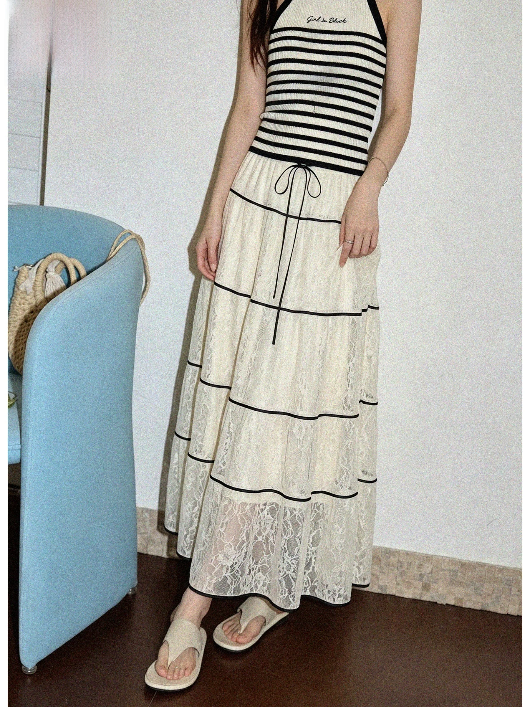 Romantic Beautiful Lace A-Line Skirt Women's New 2026 Summer High Waist Gentle Personality Cake Skirt Style Casual
Romantic Beautiful Lace A-Line Skirt Women's New 2026 Summer High Waist Gentle Personality Cake Skirt Style Casual