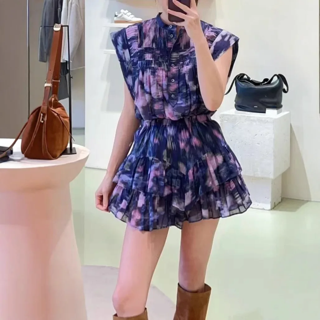 Новый летний комплект: топ из хлопка с принтом и плиссированная юбка-брюки с высокой талией в французском стиле
Новый летний комплект: топ из хлопка с принтом и плиссированная юбка-брюки с высокой талией в французском стиле