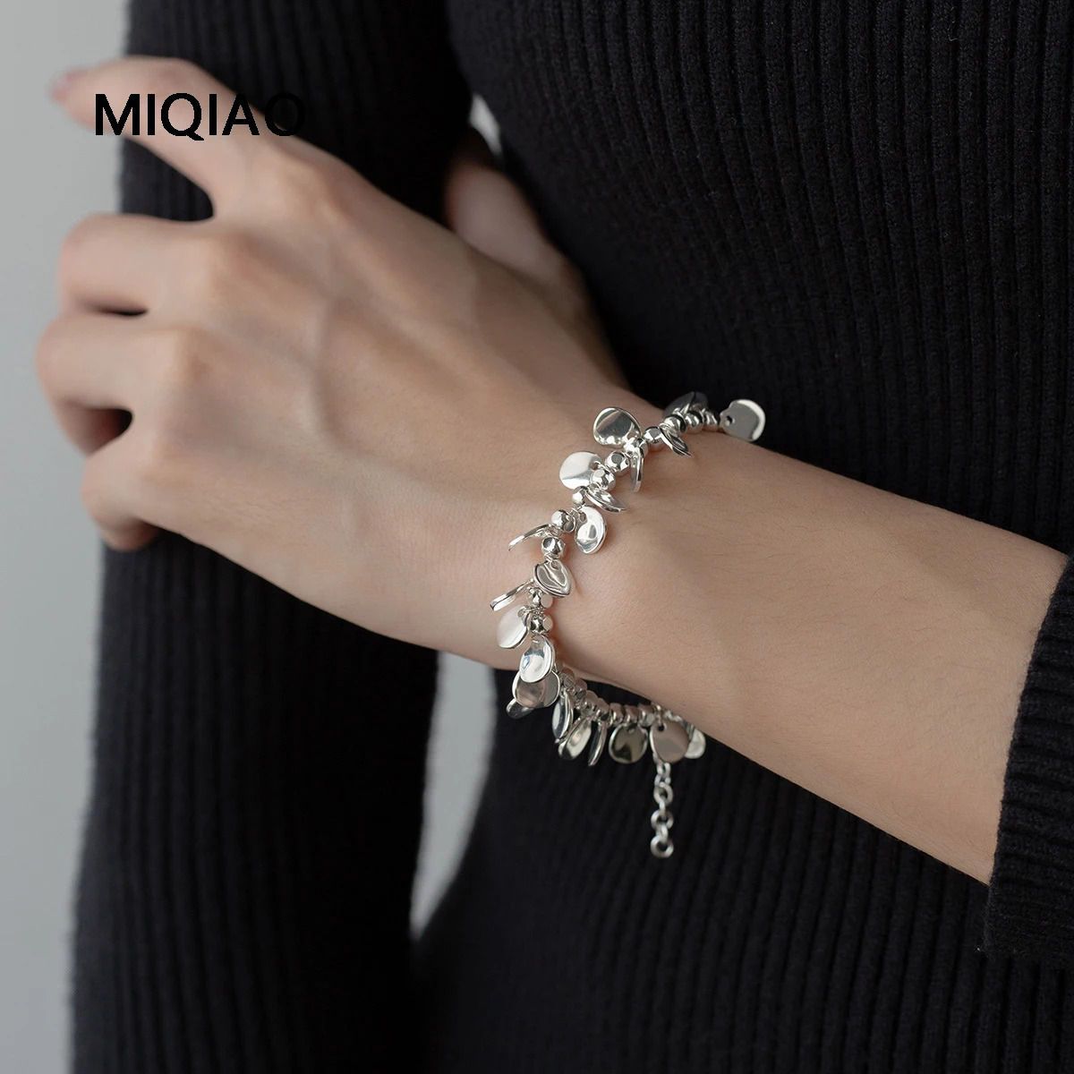 MIQIAO S925 Sterling Silver Wafer Square Ball Bracelet Jewelry For Women's 925 Silver Bracelet Fashion Fine Charm Gift Luxury
MIQIAO S925 Sterling Silver Wafer Square Ball Bracelet Jewelry For Women's 925 Silver Bracelet Fashion Fine Charm Gift Luxury