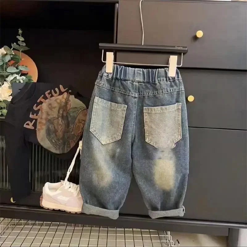 Boys and Girls Casual Straight Loose Pants Handsome Baby Outwear Pants 2-9Y Children's Jeans Spring and Autumn Loose
Boys and Girls Casual Straight Loose Pants Handsome Baby Outwear Pants 2-9Y Children's Jeans Spring and Autumn Loose