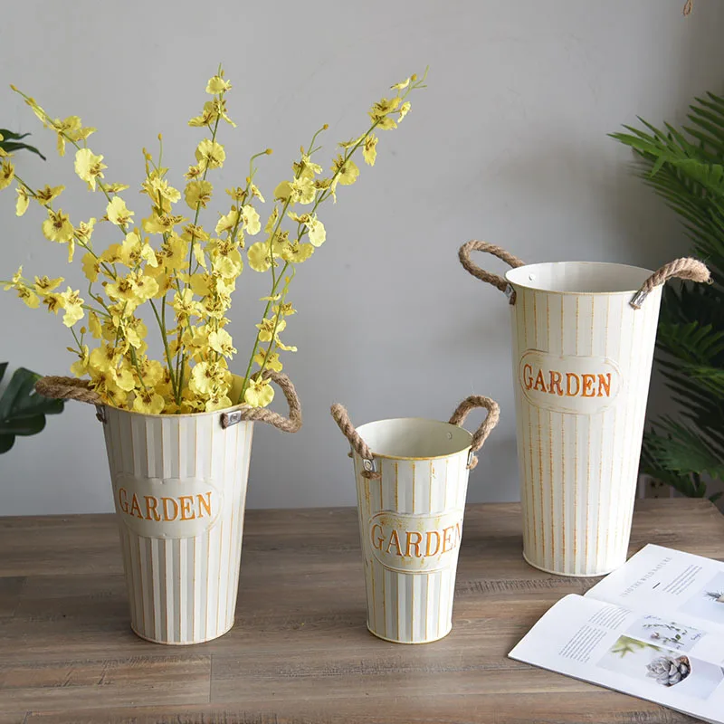 Dried flower bucket high bucket flower shop decorationiron bucket American tube
Dried flower bucket high bucket flower shop decorationiron bucket American tube