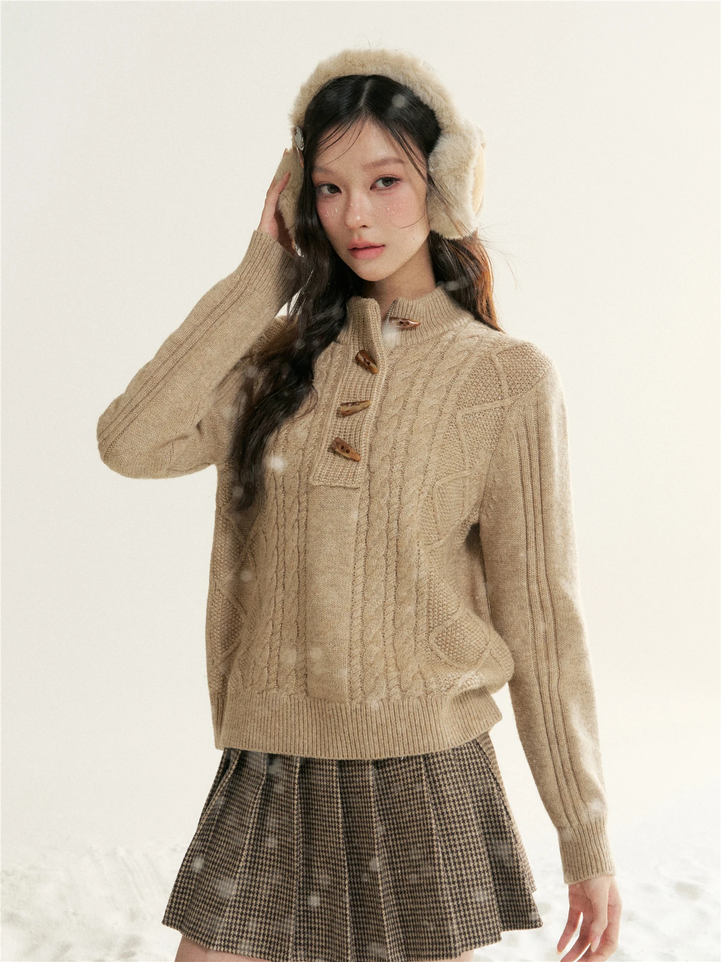 Women's Knitted Sweater with Button Detail Casual Loose Fit Long Sve f High Ne Regular Thin Winter Faion
Women's Knitted Sweater with Button Detail Casual Loose Fit Long Sve f High Ne Regular Thin Winter Faion