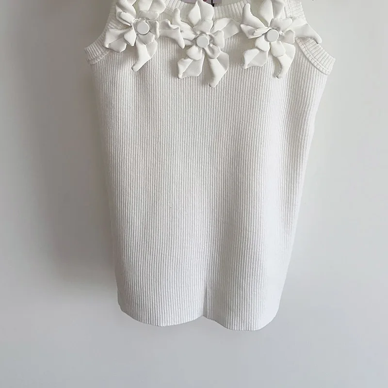 Women's Elegant Pure Cotton Handwork Flower Knitted Vests High End Clothes 2 Color Sleeveless Slim Vest Tops Summer New 2024
Women's Elegant Pure Cotton Handwork Flower Knitted Vests High End Clothes 2 Color Sleeveless Slim Vest Tops Summer New 2024