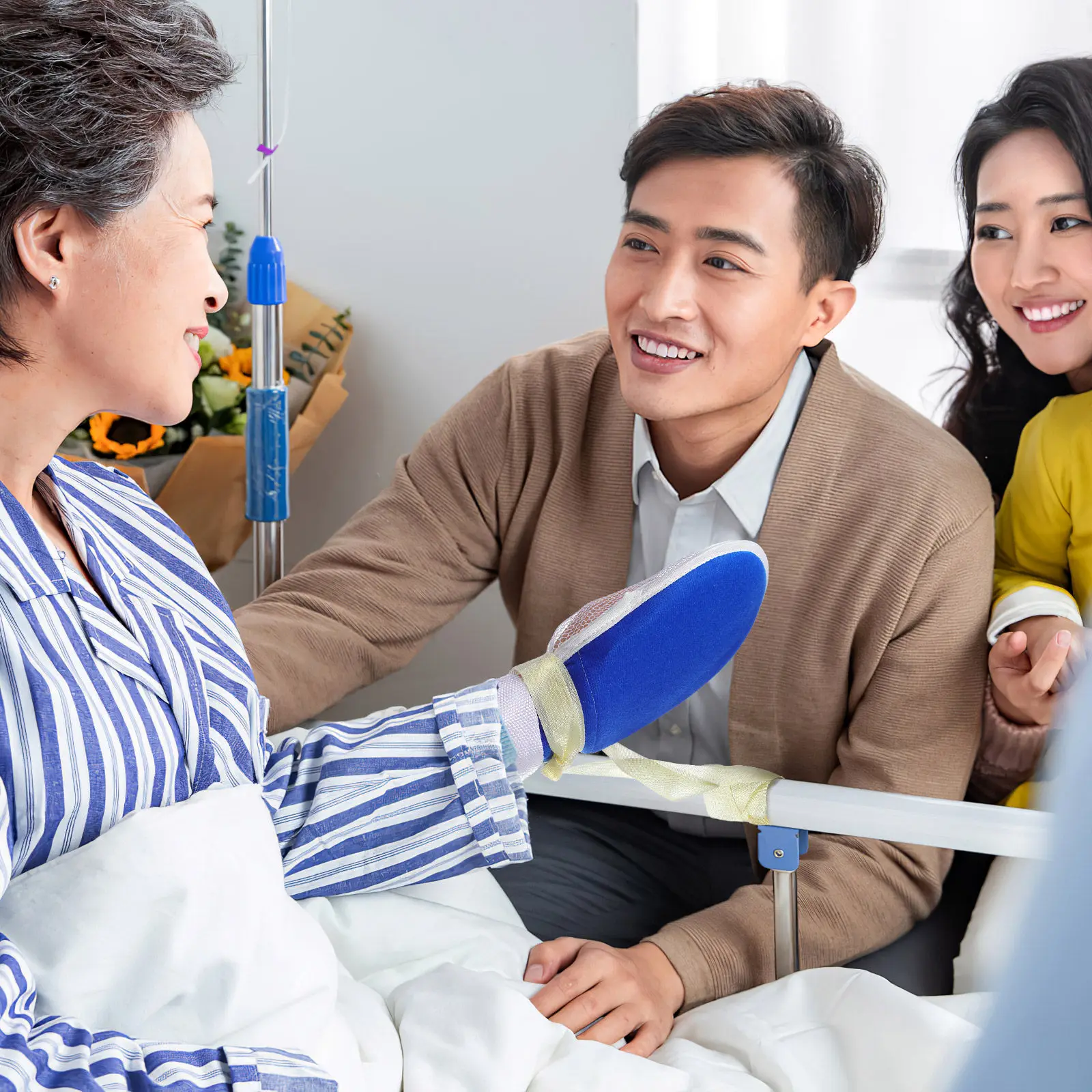 2 шт. универсальных медицинских перчаток для защиты от травм пальцев, с мягкой подкладкой, удобные, регулируемые, для пациентов
2 шт. универсальных медицинских перчаток для защиты от травм пальцев, с мягкой подкладкой, удобные, регулируемые, для пациентов