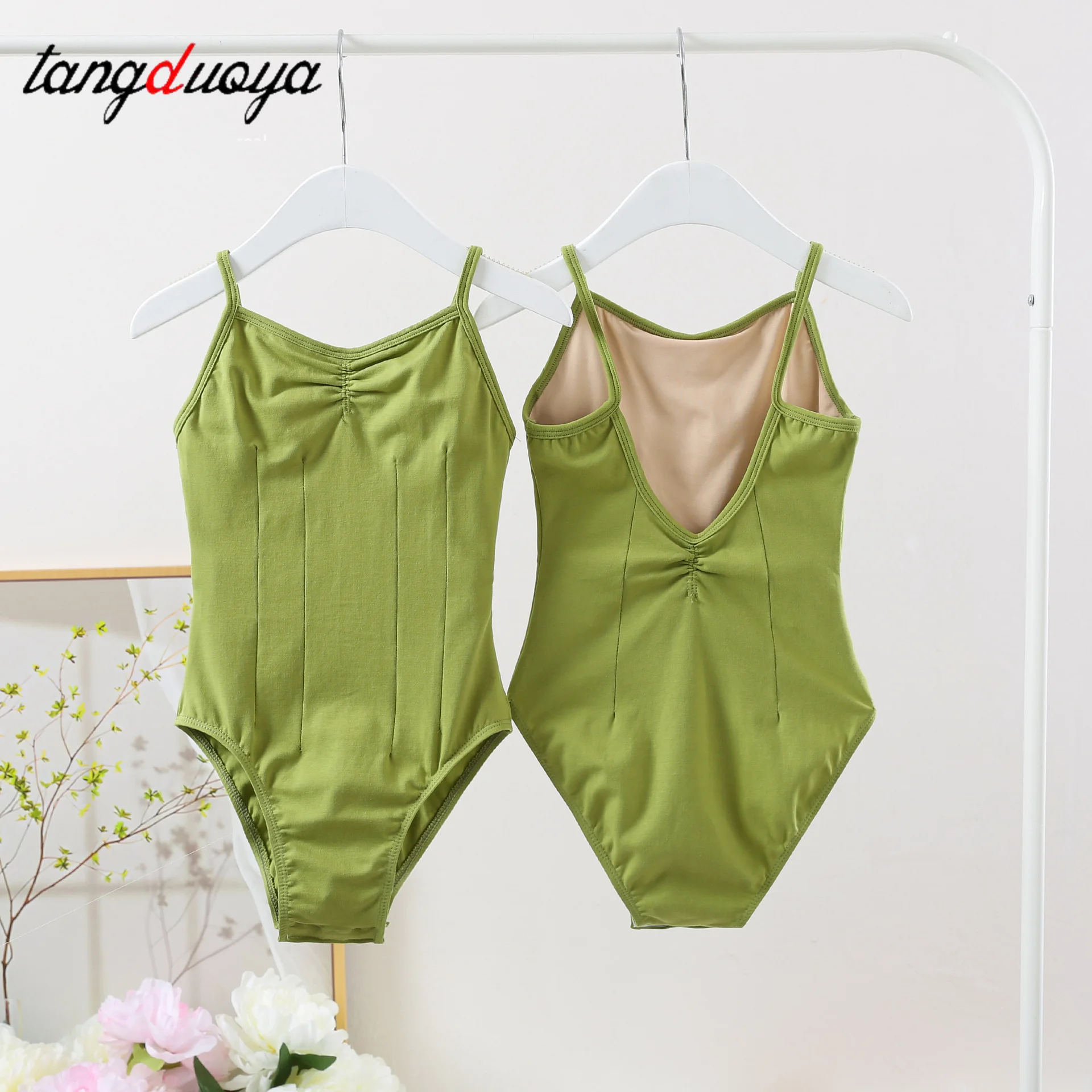 Новый детский балетный трико для девочек, танцевальная одежда, хлопковый гимнастический купальник на бретельках, балетный трико, тренировочное боди
Новый детский балетный трико для девочек, танцевальная одежда, хлопковый гимнастический купальник на бретельках, балетный трико, тренировочное боди