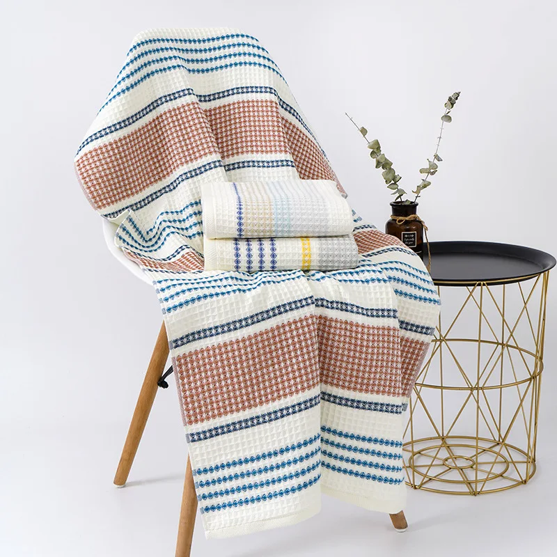 Cotton Bath Towel Household Yarn-Dyed Striped Beach Towel Soft Absorbent Color Strip Weft Honeycomb Bath Towels 70X140Cm
Cotton Bath Towel Household Yarn-Dyed Striped Beach Towel Soft Absorbent Color Strip Weft Honeycomb Bath Towels 70X140Cm