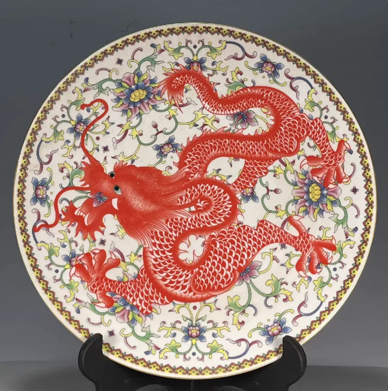 10,2-дюймовая фарфоровая тарелка с рисунком дракона Qing Dynasty Qianlong Famille Rose
10,2-дюймовая фарфоровая тарелка с рисунком дракона Qing Dynasty Qianlong Famille Rose