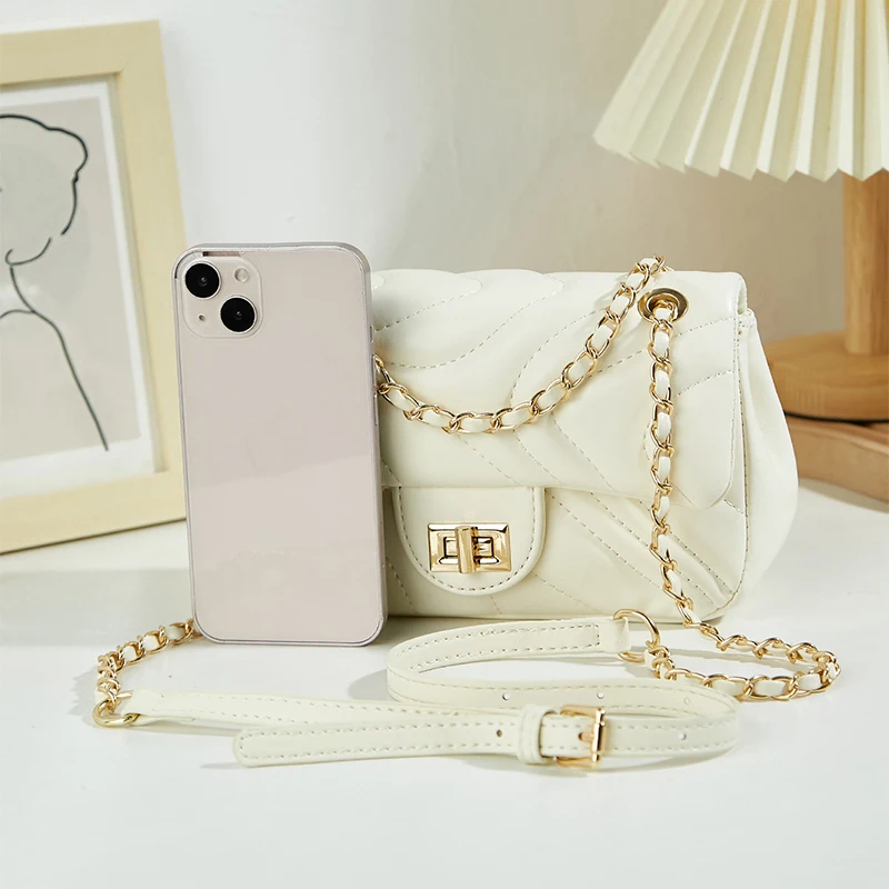 Versatile, Fashionable, Classic Small Square Bag with Square Buckle, Cross-Body Shoulder Bag for Women, Small Bag
Versatile, Fashionable, Classic Small Square Bag with Square Buckle, Cross-Body Shoulder Bag for Women, Small Bag