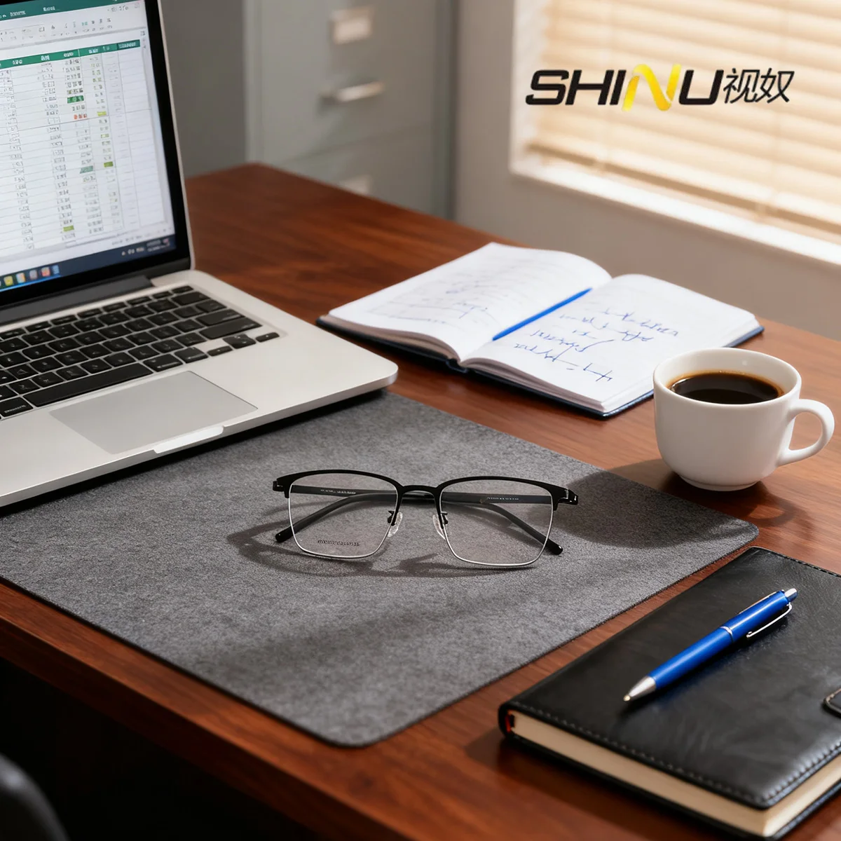 SHINU Progressive reading glasses Business men's half-frame metal frames Presbyopic myopia glasses custom Multifocal Presbyopia
SHINU Progressive reading glasses Business men's half-frame metal frames Presbyopic myopia glasses custom Multifocal Presbyopia