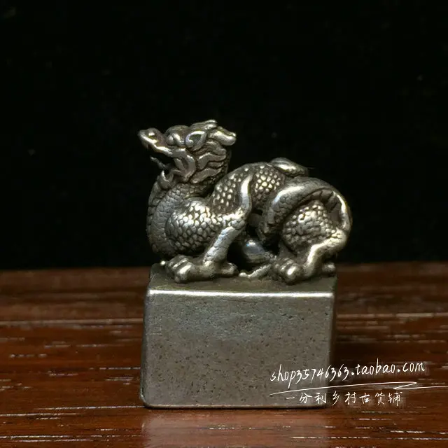 Old Silver Deer Zunzi Mother Beast Seal Ornament Seiko Old Pulp Home Large Set Seal Old Goods
Old Silver Deer Zunzi Mother Beast Seal Ornament Seiko Old Pulp Home Large Set Seal Old Goods