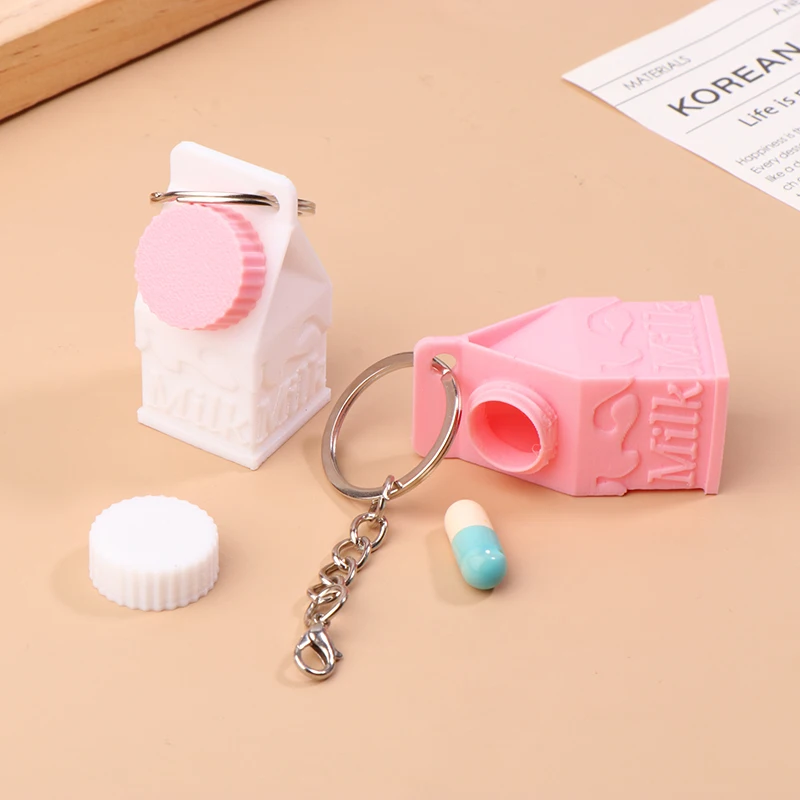 Milk Carton Keychain Pendant Mini Milk Carton Shape Pill Storage Box Portable Container Pendant For Backpack Handbag Keychain
Milk Carton Keychain Pendant Mini Milk Carton Shape Pill Storage Box Portable Container Pendant For Backpack Handbag Keychain