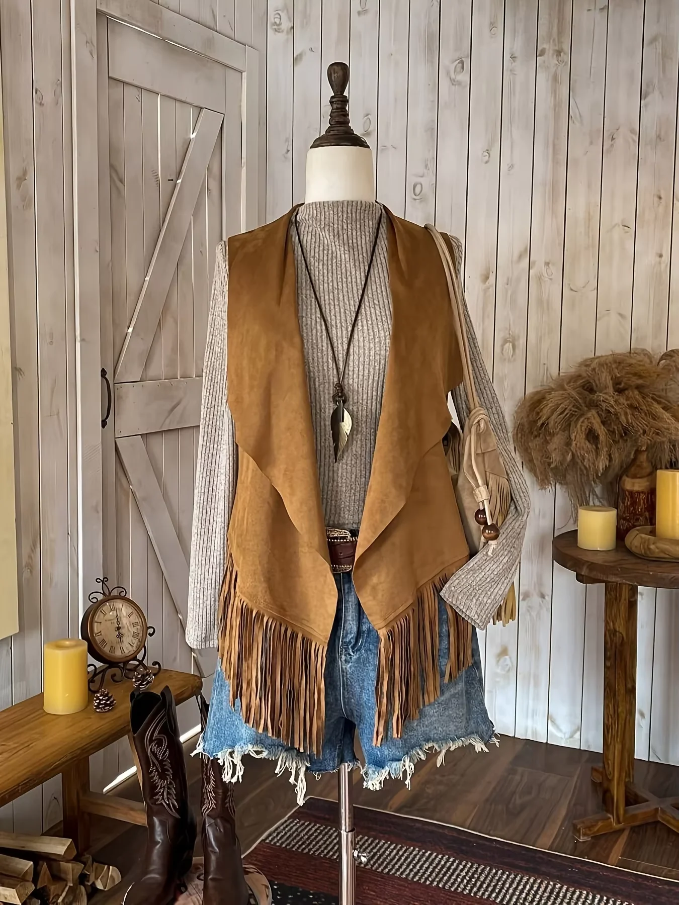 Women's Sleeveless Lapel Jacket Tassel Hem Fashionable Casual Outerwear for Spring And Autumn
Women's Sleeveless Lapel Jacket Tassel Hem Fashionable Casual Outerwear for Spring And Autumn