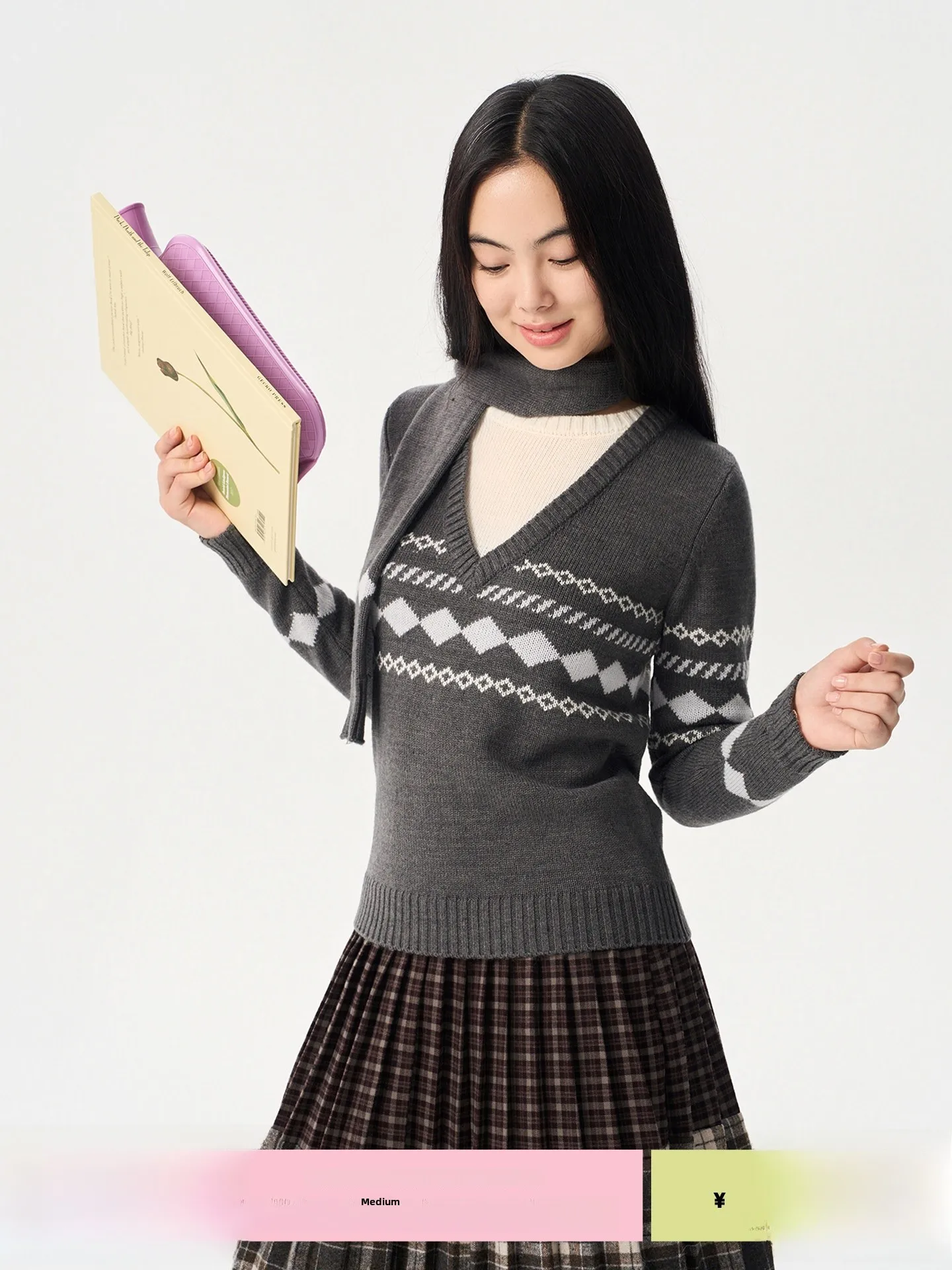 Комплект: твидовый свитер с V-образным вырезом и шарф, имитация двухслойности, для повседневной носки, с длинными рукавами, из смесовой шерсти, весна-осень-зима
Комплект: твидовый свитер с V-образным вырезом и шарф, имитация двухслойности, для повседневной носки, с длинными рукавами, из смесовой шерсти, весна-осень-зима