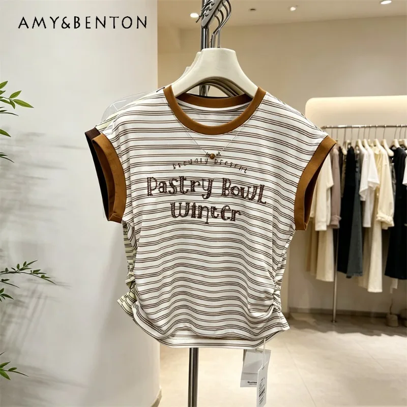 Sleeveless T-shirt Women 2026 Summer New Arrival Fashion Design Heavy Industry Chain Stripe Letter Ruffle Sleeves Loose Top Tees
Sleeveless T-shirt Women 2026 Summer New Arrival Fashion Design Heavy Industry Chain Stripe Letter Ruffle Sleeves Loose Top Tees