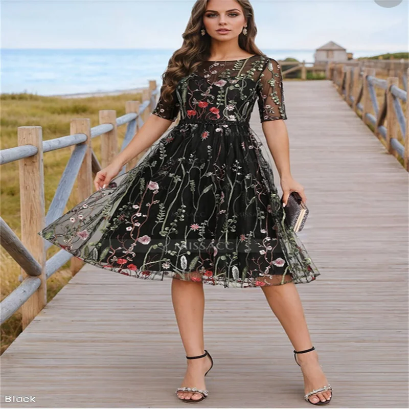 Colorfull Lace Mother of Bride Dresses A Line Knee Length Flowers Wedding Guest Gown Plus Size Mother's Party Wear Customized
Colorfull Lace Mother of Bride Dresses A Line Knee Length Flowers Wedding Guest Gown Plus Size Mother's Party Wear Customized 