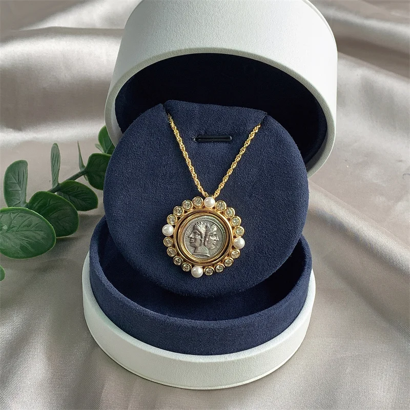 Retro Seiko S925 Sterling Silver Ancient Coin Pendant Light Luxury Double-sided Headshot Pearl Fashion Ladies Necklace
Retro Seiko S925 Sterling Silver Ancient Coin Pendant Light Luxury Double-sided Headshot Pearl Fashion Ladies Necklace