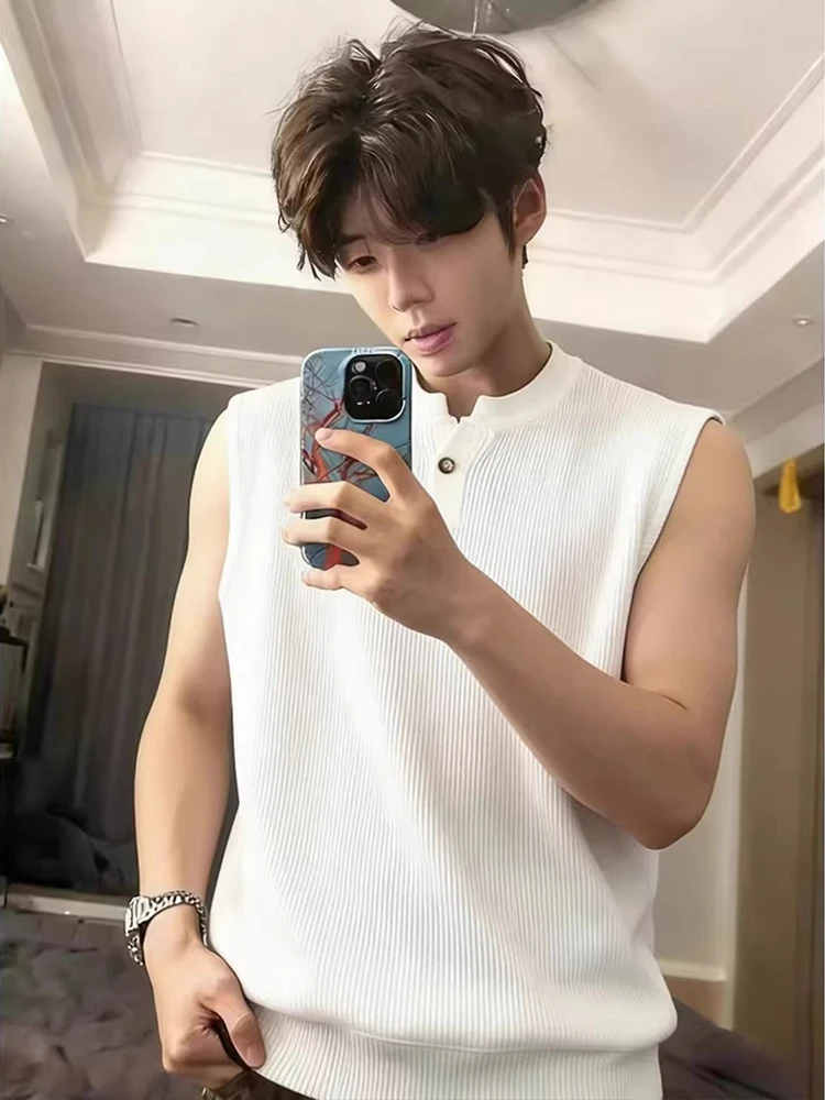 White Knitted Henry Collar Vest Men's Summer Teenage Sleeveless T-Shirt Fitness Sport Top Breathable Quick Dry Regular Fit H ...
White Knitted Henry Collar Vest Men's Summer Teenage Sleeveless T-Shirt Fitness Sport Top Breathable Quick Dry Regular Fit H ...