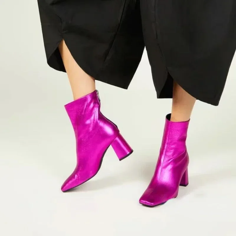Autumn and Winter New Metal Leather Ankle Boots Fashion Elegant Square Toe Zipper Chunky High Heels Big Size 42 43
Autumn and Winter New Metal Leather Ankle Boots Fashion Elegant Square Toe Zipper Chunky High Heels Big Size 42 43