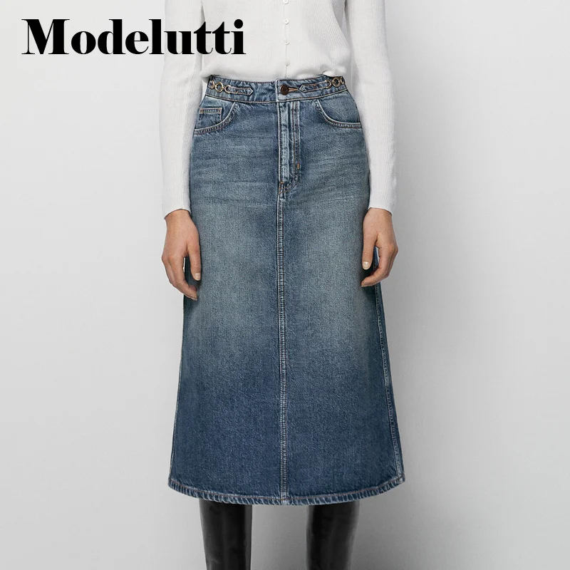 Spring 2023 New Autumn Fashion Denim Skirt Chain Design Women Solid Color Midi Skirt Simple Casual Bottoms Female
Spring 2023 New Autumn Fashion Denim Skirt Chain Design Women Solid Color Midi Skirt Simple Casual Bottoms Female