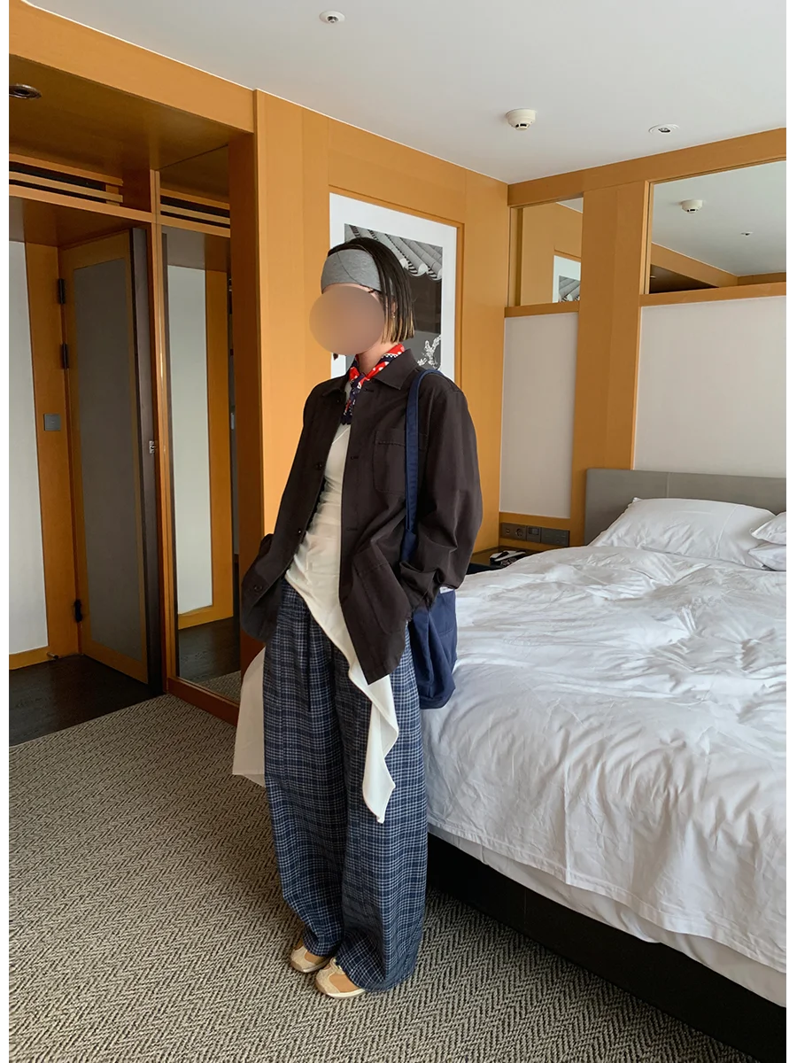 MONA 00% Cotton Vintage Faion Ele Simple Small Collar Jaet Women's ort New Arrival 2025 Autumn Long Sve Button ...
MONA 00% Cotton Vintage Faion Ele Simple Small Collar Jaet Women's ort New Arrival 2025 Autumn Long Sve Button ...