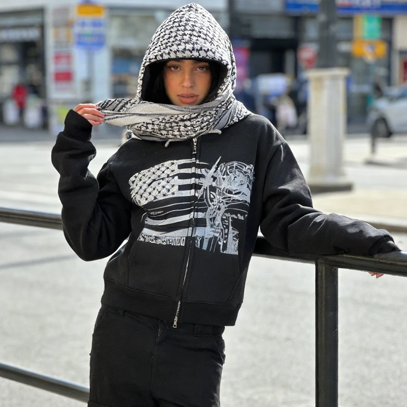 Зимний кардиган на молнии в темных тонах, европейско-американский модный стиль, с этническим узором, сшитый с шарфом, худи, повседневное креативное пальто с длинными рукавами
Зимний кардиган на молнии в темных тонах, европейско-американский модный стиль, с этническим узором, сшитый с шарфом, худи, повседневное креативное пальто с длинными рукавами