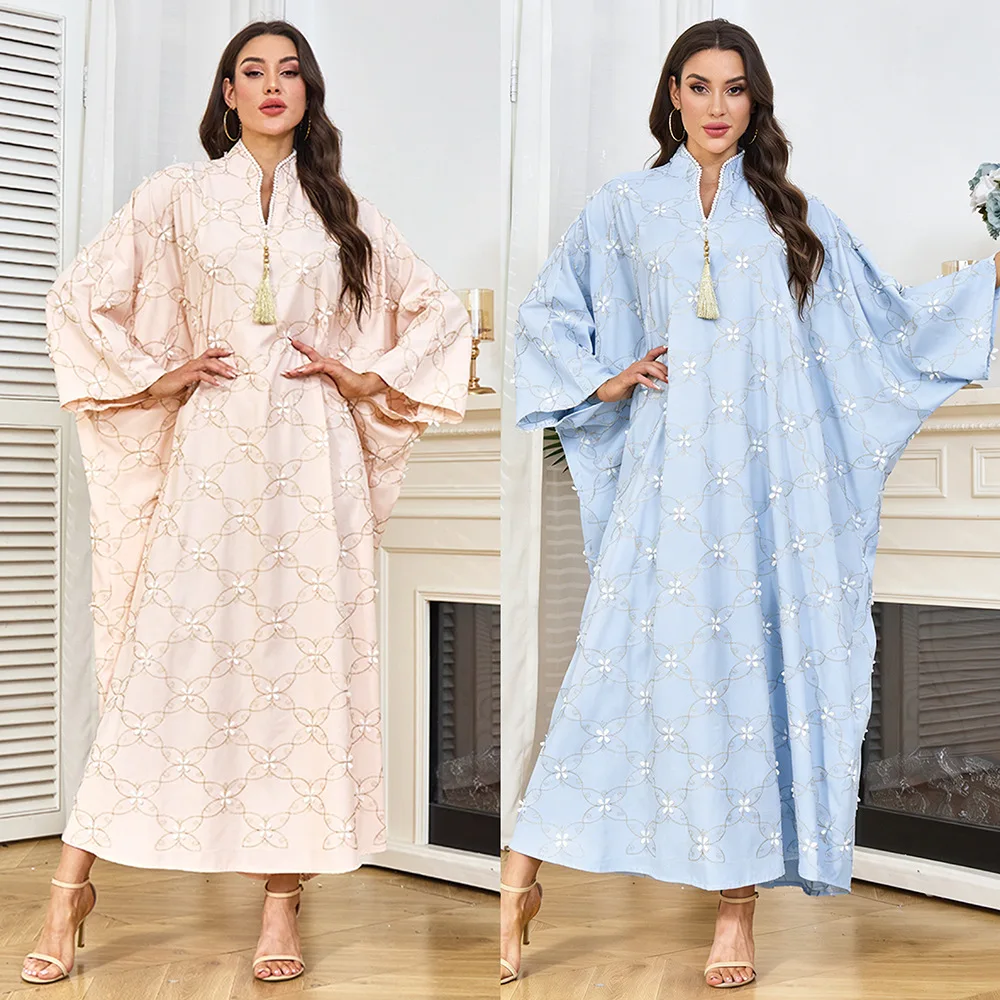 Mt520 New Embroidered Pendant Bat Sleeve Loose Long Dress Ethnic Style Dress Robe Abaya Ramadan Dubai Luxury Islam Elegant
Mt520 New Embroidered Pendant Bat Sleeve Loose Long Dress Ethnic Style Dress Robe Abaya Ramadan Dubai Luxury Islam Elegant
