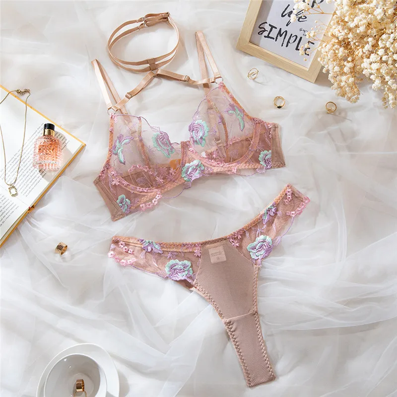 Sexy Lingerie Sets Halter Embroidery Flowers Bra Brief Underwear Patchwork Intimate Comfortable See Through Fashion Exotic Set
Sexy Lingerie Sets Halter Embroidery Flowers Bra Brief Underwear Patchwork Intimate Comfortable See Through Fashion Exotic Set